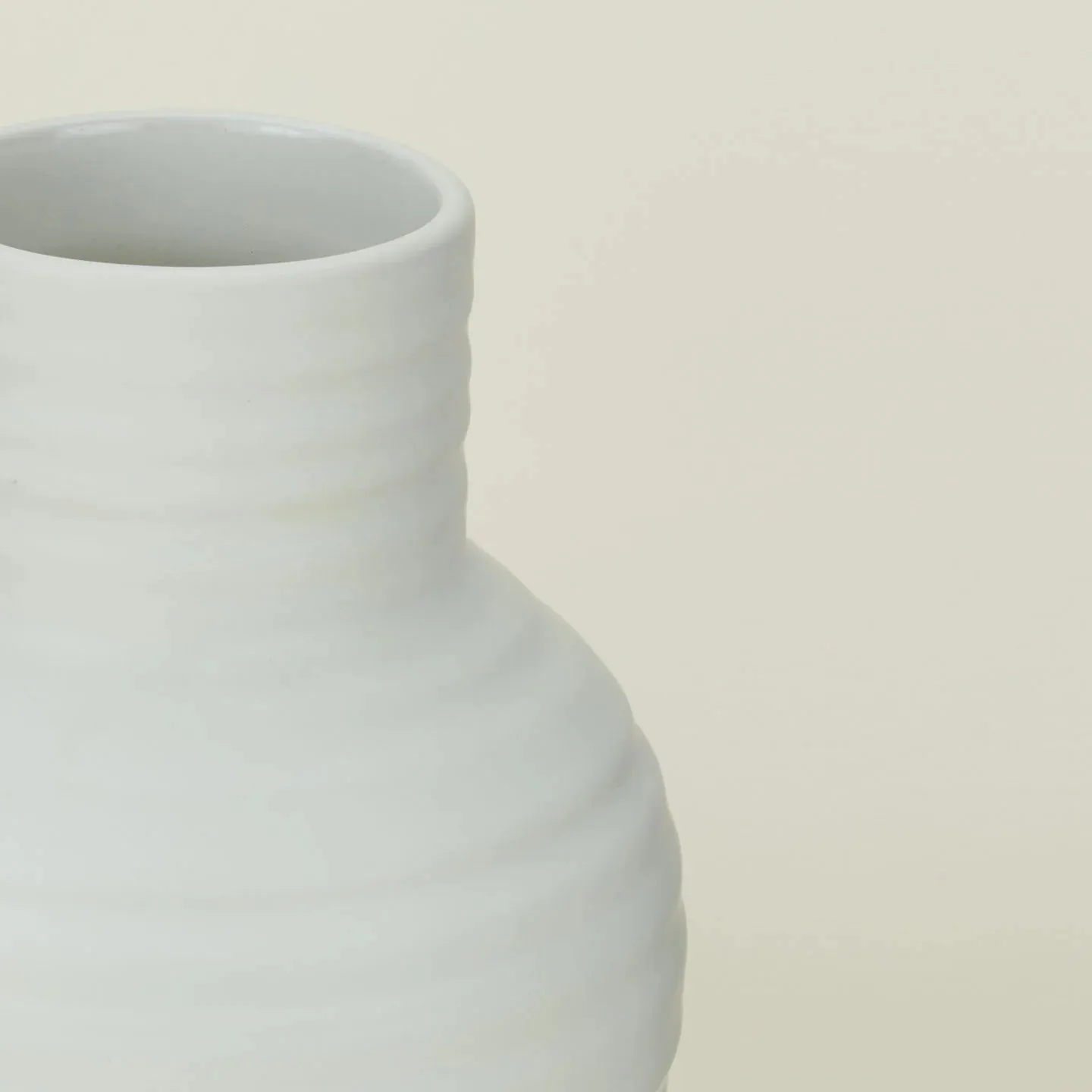 Essential Large Ceramic Vase (Bone)